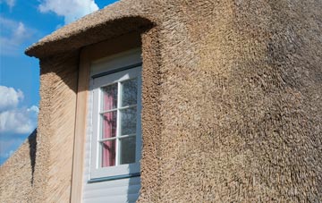 Yarrow thatch roof disadvantages